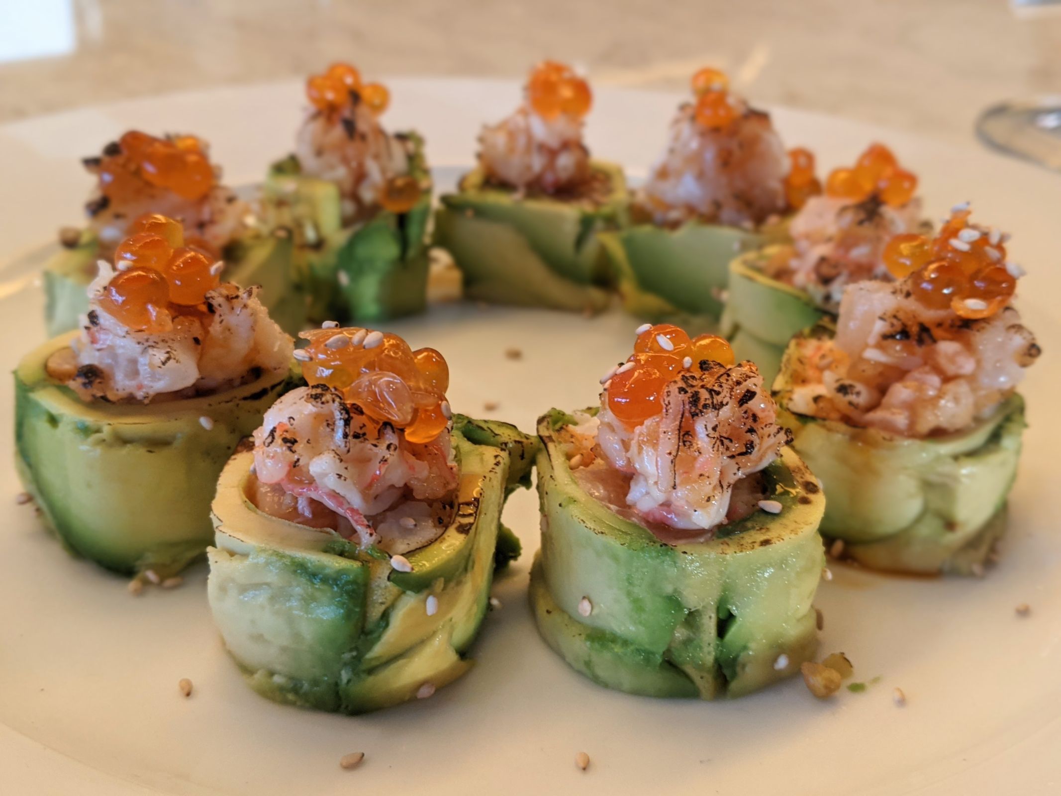 Oishii_omakase_avocado_roll_wreath